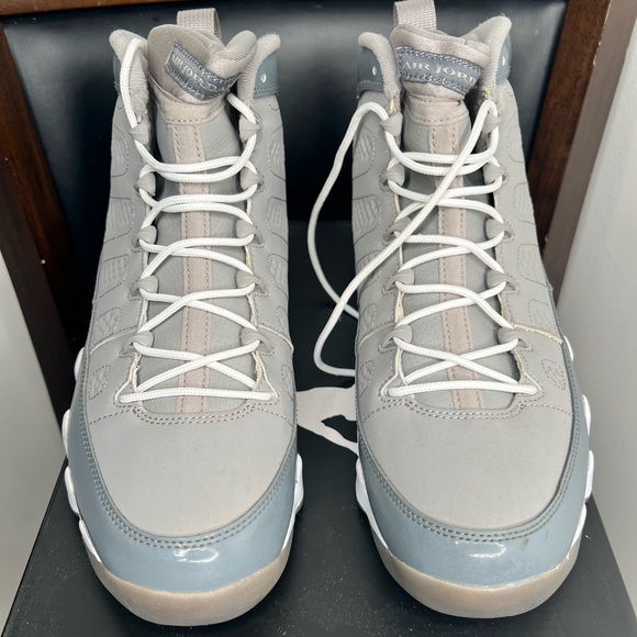 Cool grey retro 9 2012’ - Picture 2 of 7